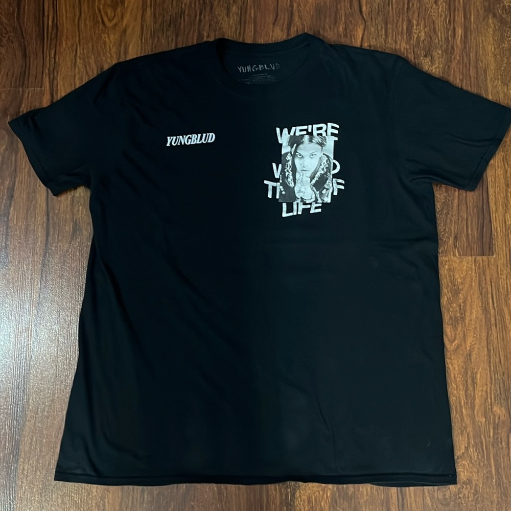 Yungblud t-shirt -size xl - black